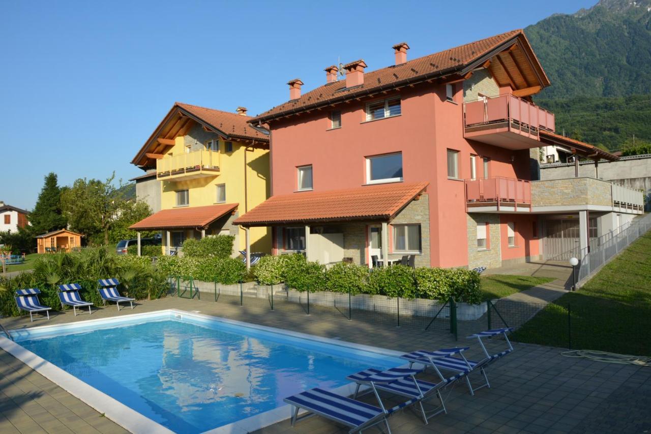 Residence Girasole Casa Gialla Коліко Екстер'єр фото