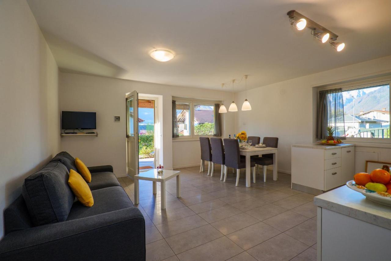 Residence Girasole Casa Gialla Коліко Екстер'єр фото