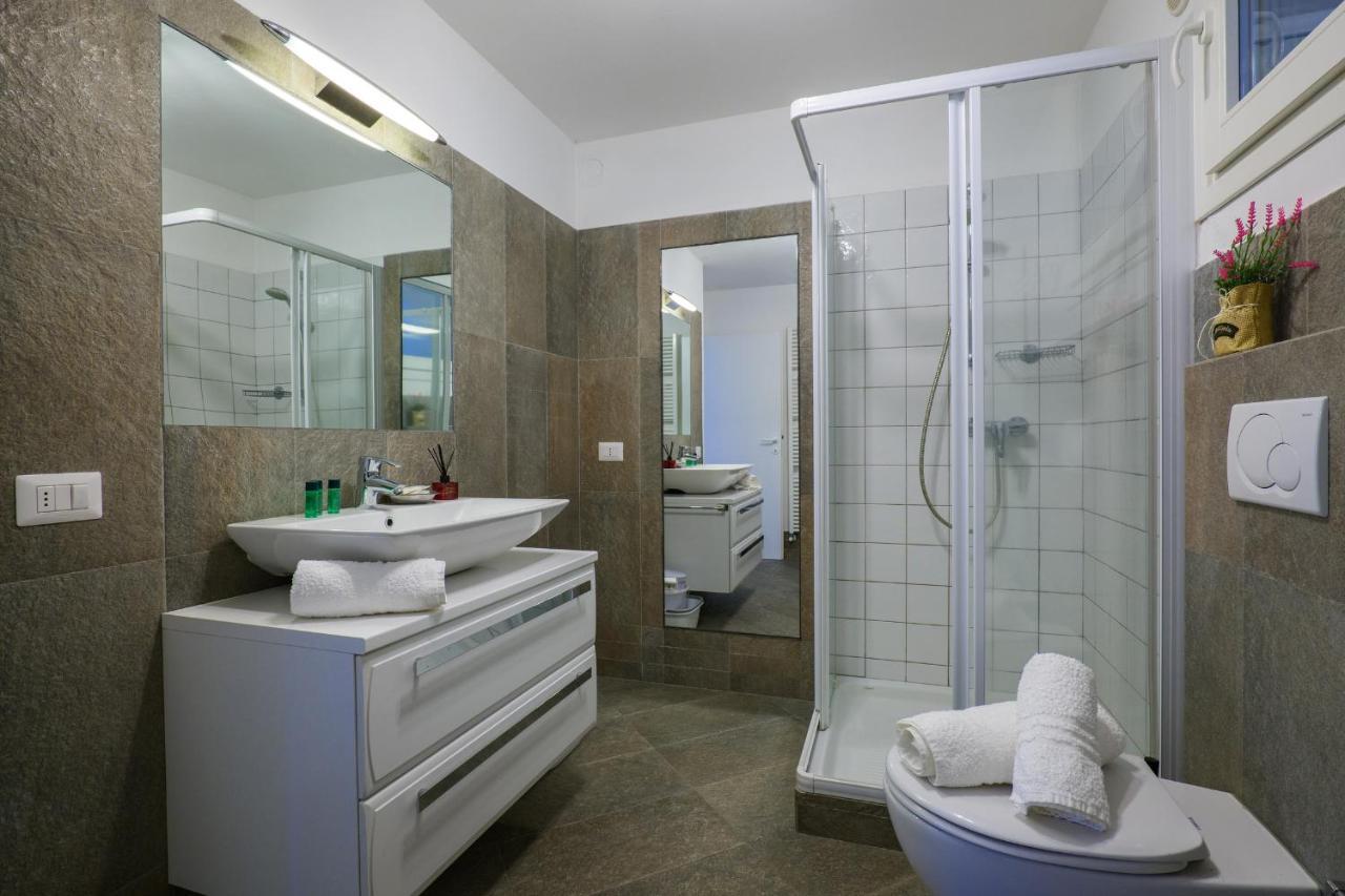 Residence Girasole Casa Gialla Коліко Екстер'єр фото