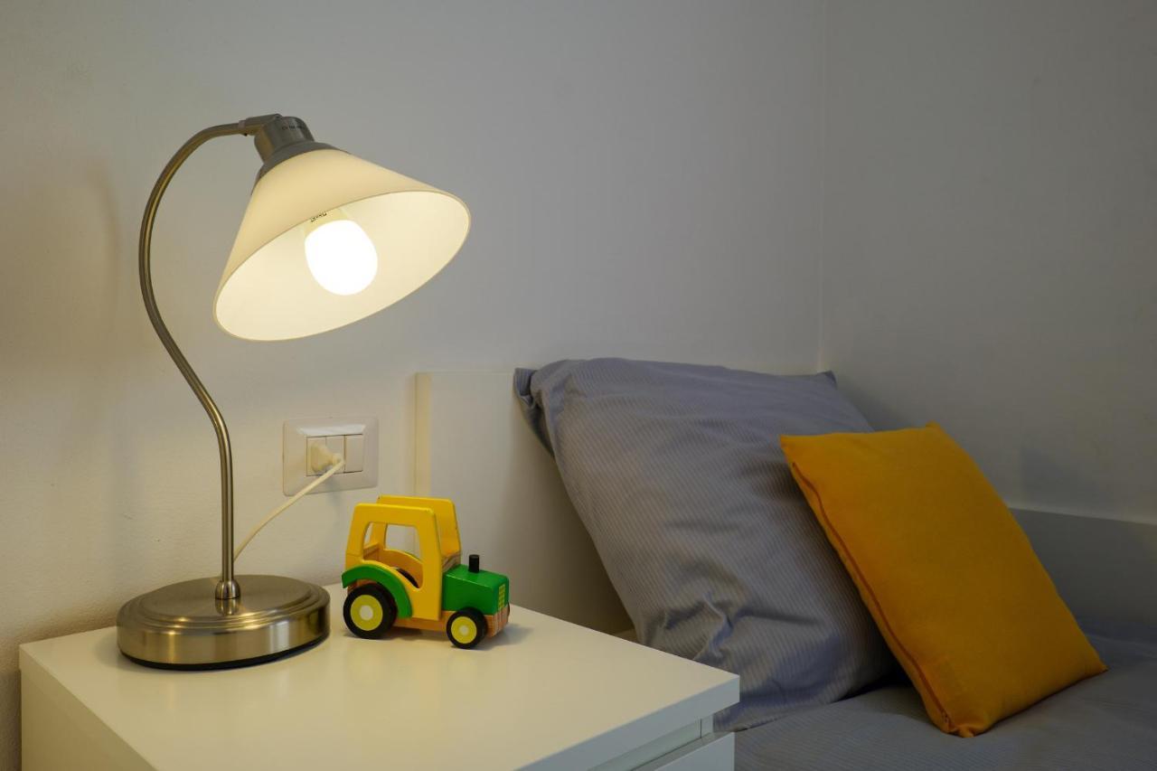 Residence Girasole Casa Gialla Коліко Екстер'єр фото