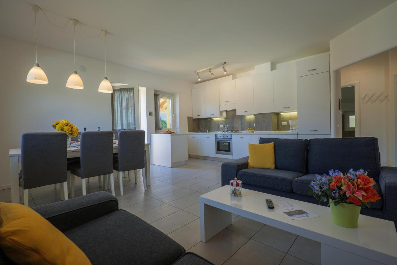 Residence Girasole Casa Gialla Коліко Екстер'єр фото